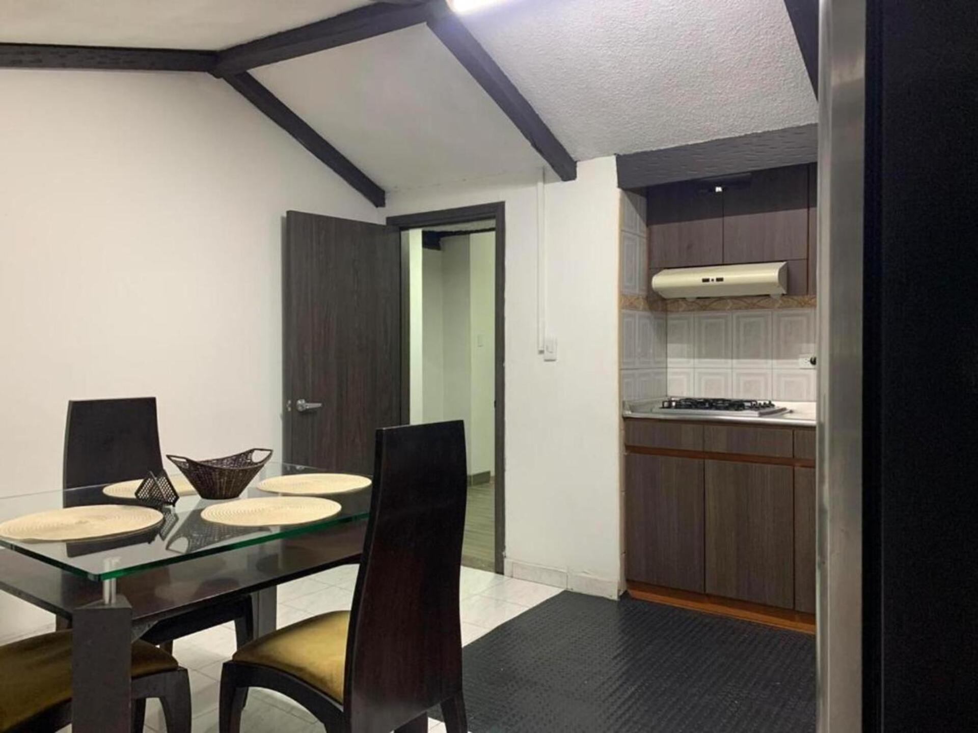 Casa Colonial La Esperanza, Cerca Al Aeropuerto El Dorado- Familiar Hébergement de vacances